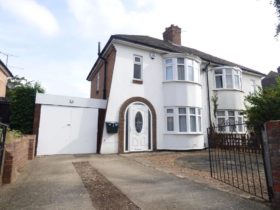 3 bedroom Semi-Detached for sale